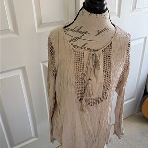 Joseph A Beige Textured Blouse #boho # vintage #whimsy